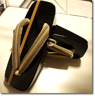 助六オリジナルライン入黒塗小町下駄